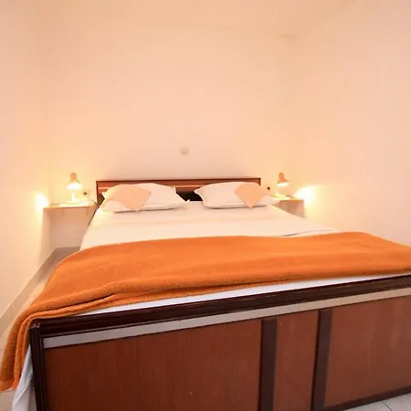 Duki Gradac (Split-Dalmatia)